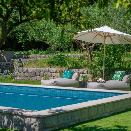 Heritage Bakovic Villa *