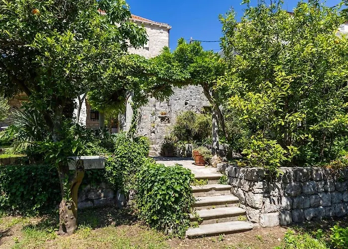 فيلة Heritage Bakovic