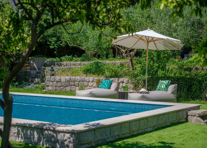 Heritage Bakovic فيلة *