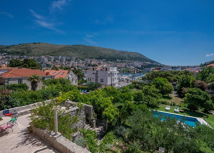 Heritage Bakovic Villa *